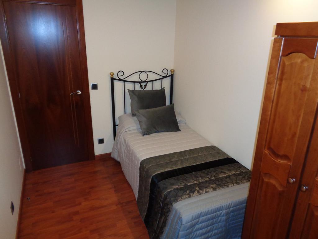 Apartamentos Turisticos Javier Луго Екстериор снимка